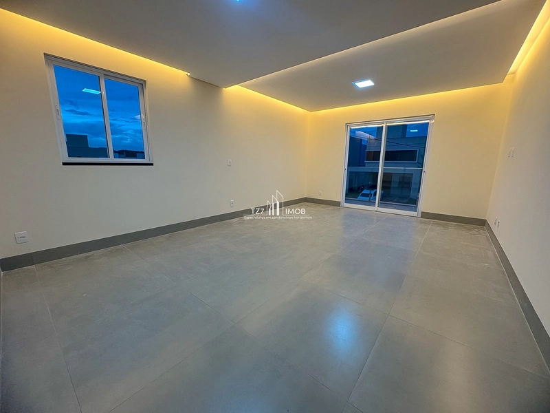 Ágio Sobrado de Arquitetura Neoclássica com 5 quartos sendo 3 suítes.: 25ª foto da galeria de imagens do imóvel