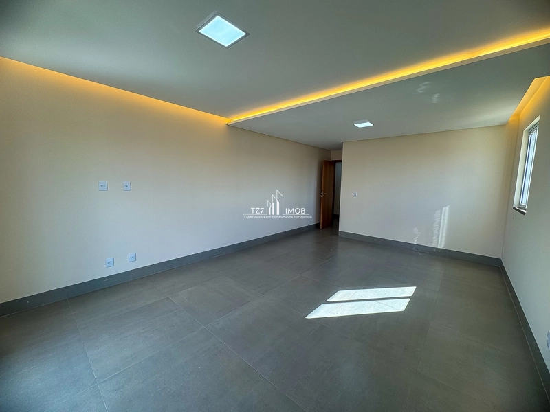 Ágio Sobrado de Arquitetura Neoclássica com 5 quartos sendo 3 suítes.: 26ª foto da galeria de imagens do imóvel