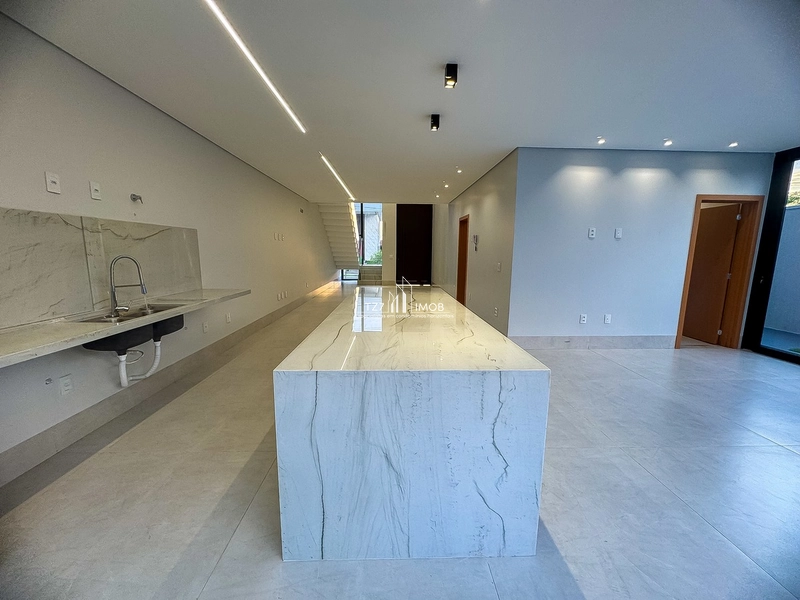 Oportunidade, Sobrado de Alto padrão no Jardins Bolonha com 4 Suítes: 8ª foto da galeria de imagens do imóvel