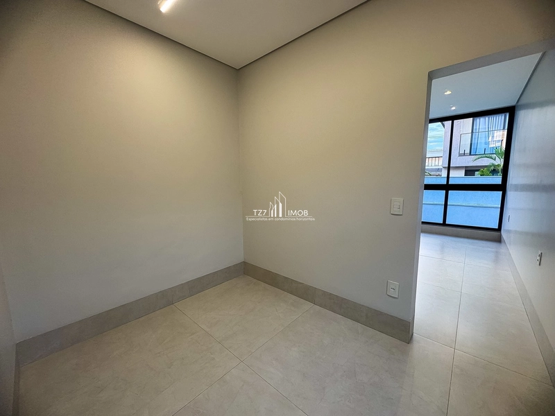 Oportunidade, Sobrado de Alto padrão no Jardins Bolonha com 4 Suítes: 33ª foto da galeria de imagens do imóvel