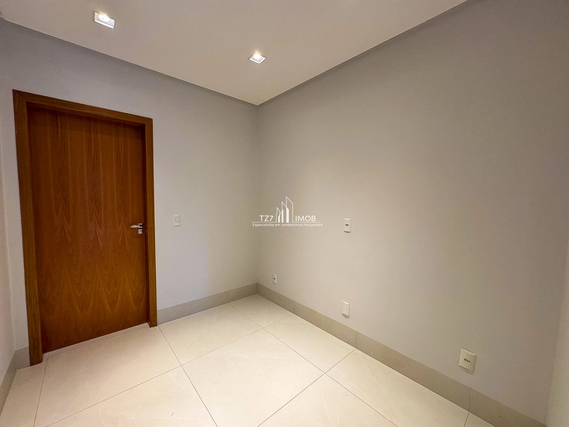 Casa Subtérrea com 4 suítes plenas, incluindo uma master com armários.: 6ª foto da galeria de imagens do imóvel