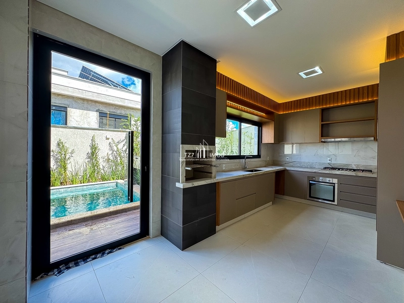 Casa Subtérrea com 4 suítes plenas, incluindo uma master com armários.: 20ª foto da galeria de imagens do imóvel