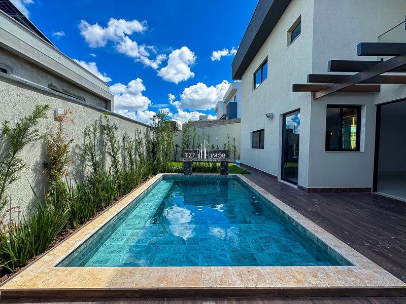 Casa Subtérrea com 4 suítes plenas, incluindo uma master com armários.: 26ª foto da galeria de imagens do imóvel