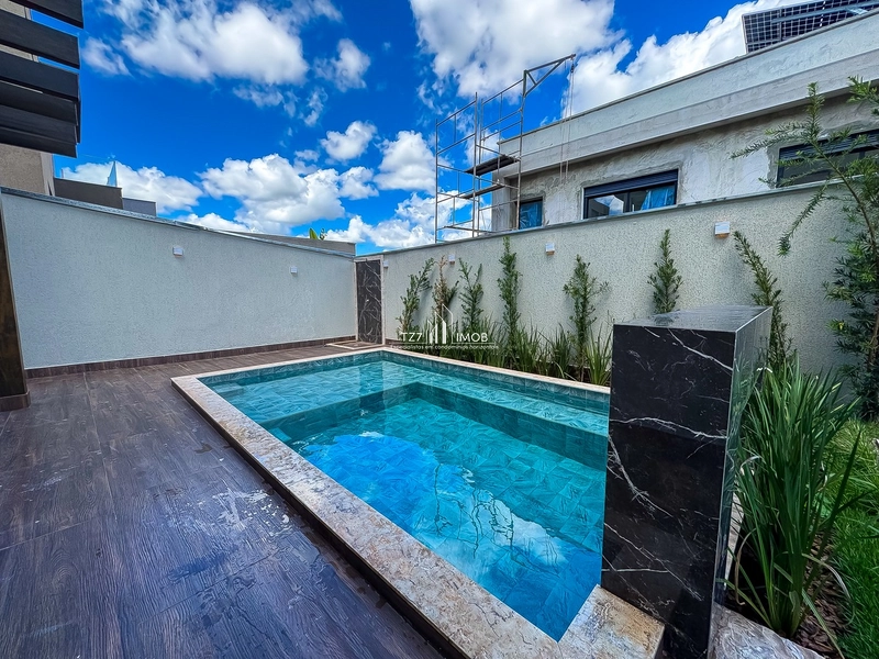 Casa Subtérrea com 4 suítes plenas, incluindo uma master com armários.: 28ª foto da galeria de imagens do imóvel