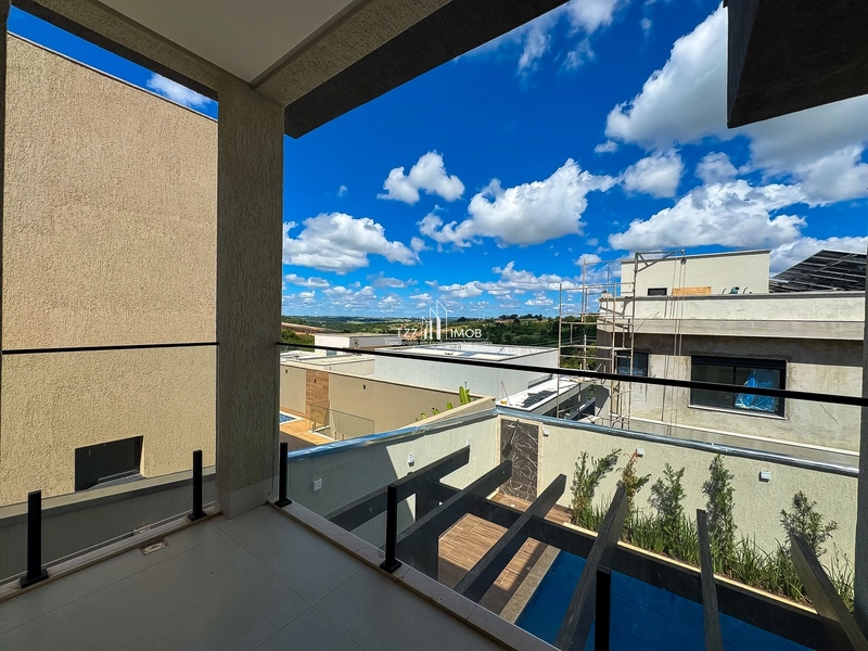 Casa Subtérrea com 4 suítes plenas, incluindo uma master com armários.: 16ª foto da galeria de imagens do imóvel