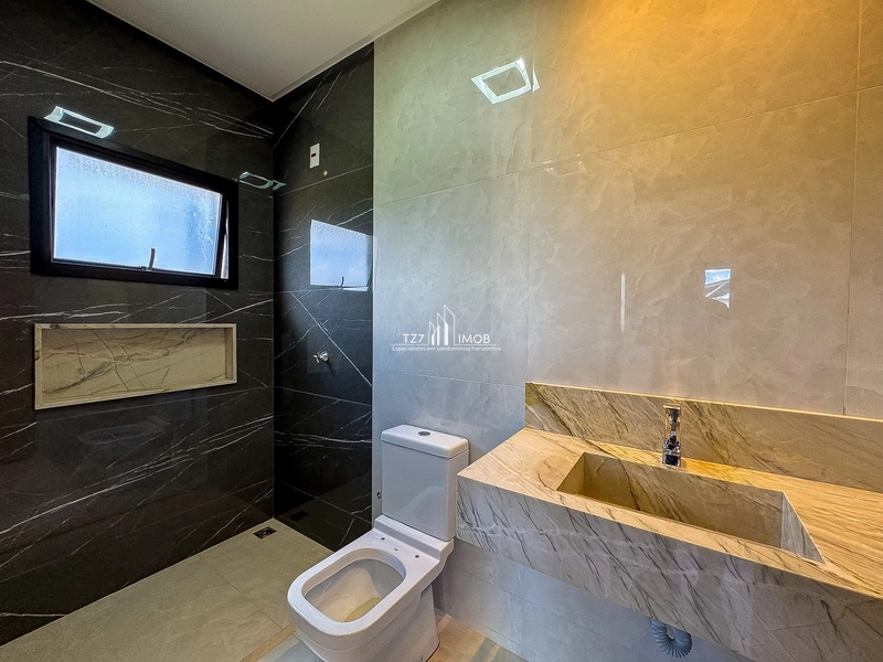 Casa Subtérrea com 4 suítes plenas, incluindo uma master com armários.: 10ª foto da galeria de imagens do imóvel