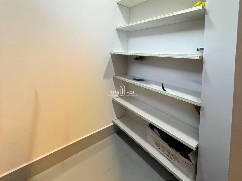 Sobrado completo em armários, com 5 quartos, sendo 4 suítes.: 13ª foto da galeria de imagens do imóvel