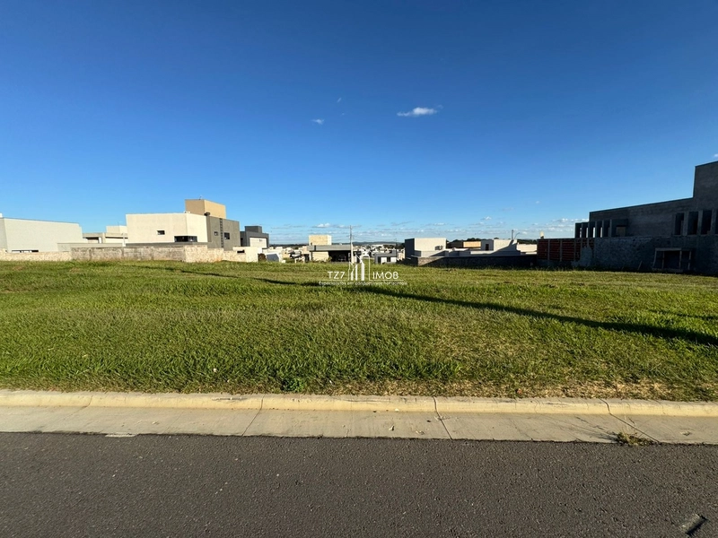 Lote Jardins Bolonha, Lote com 300m² - Quitado e Registrado R$300.000: 5ª foto da galeria de imagens do imóvel