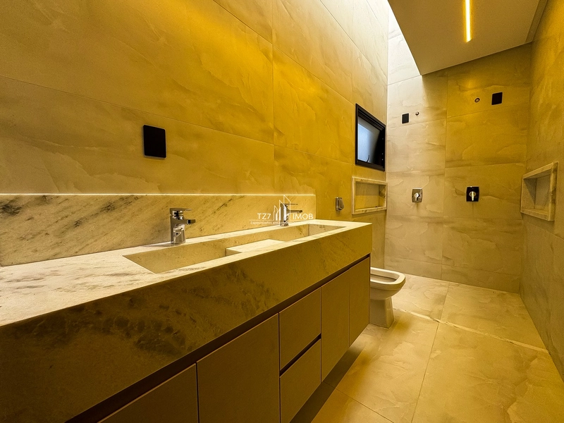 Casa Subtérrea com 4 suítes plenas, incluindo uma master.: 27ª foto da galeria de imagens do imóvel