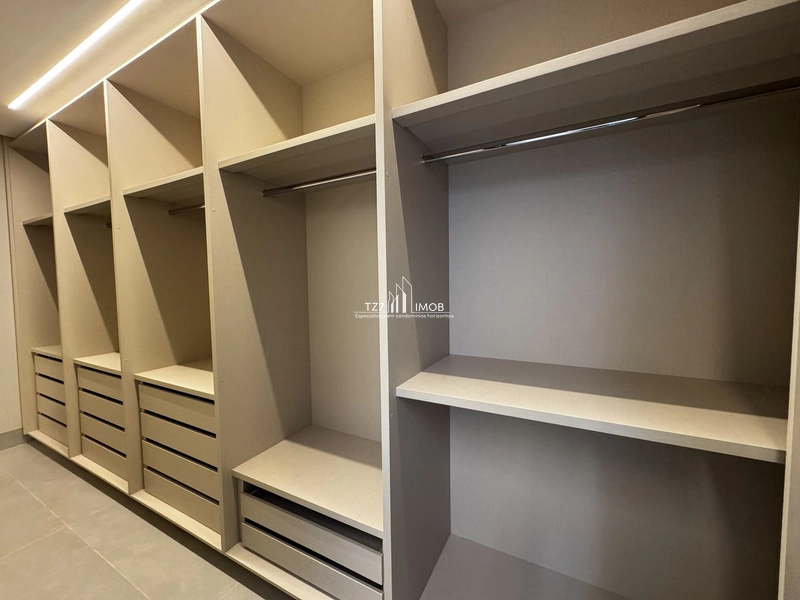 Casa Subtérrea com 4 suítes plenas, incluindo uma master.: 26ª foto da galeria de imagens do imóvel