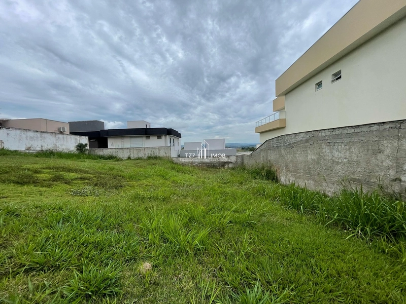 Lote Condomínio Vale Verde, com 403,00m², quitado e registrado.: 4ª foto da galeria de imagens do imóvel