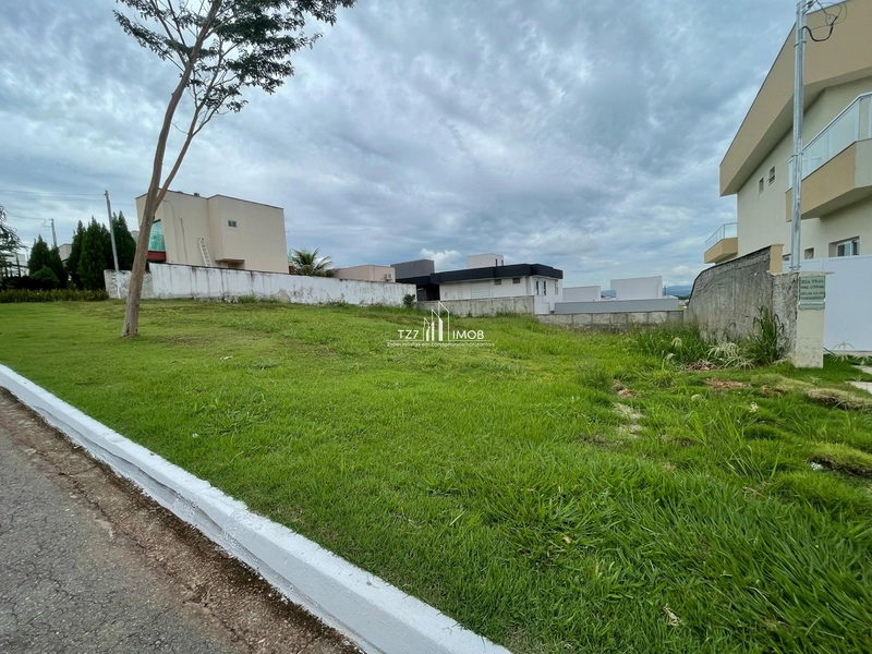 Lote Condomínio Vale Verde, com 403,00m², quitado e registrado.: 3ª foto da galeria de imagens do imóvel