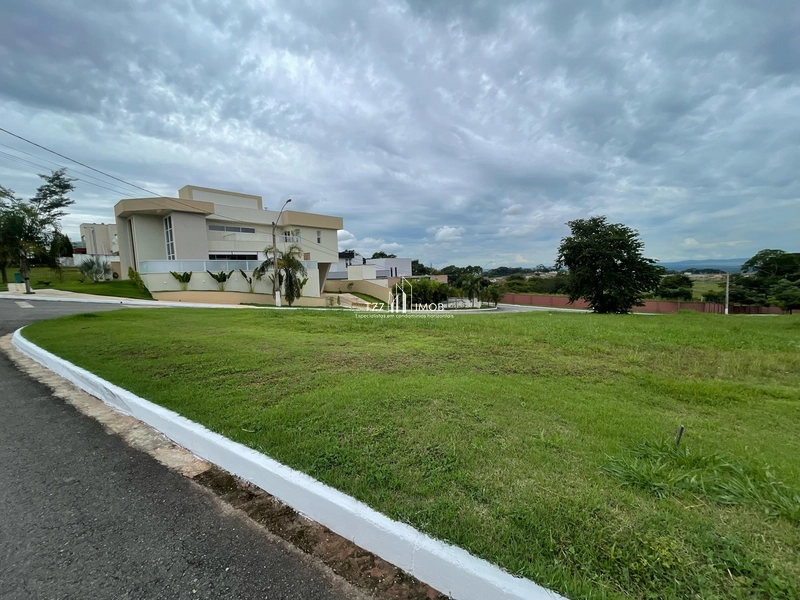 Lote Condomínio Vale Verde, com 448,53m², quitado e registrado.: 3ª foto da galeria de imagens do imóvel