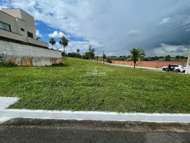 Lote Condomínio Vale Verde, com 486,43m², quitado e registrado.: 3ª foto da galeria de imagens do imóvel