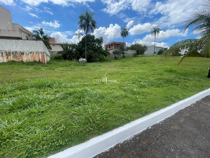 Lote Condomínio Vale Verde, com 459,44m², quitado e registrado.: 2ª foto da galeria de imagens do imóvel