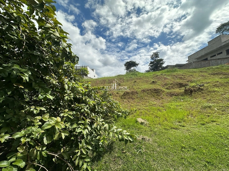 Lote Condomínio Vale Verde, com 400,69 m², quitado e registrado.: 1ª foto da galeria de imagens do imóvel