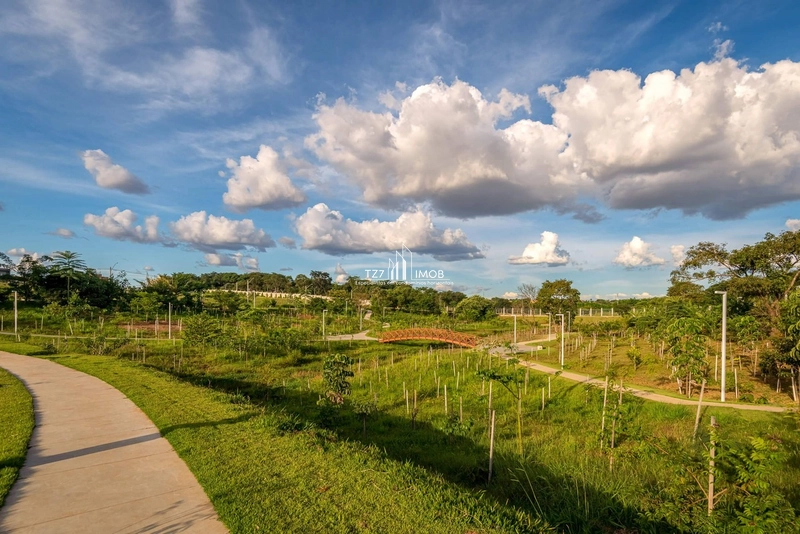 Parqville Pinheiros - Lote Quitado e registrado com 321,37 m²: 3ª foto da galeria de imagens do imóvel