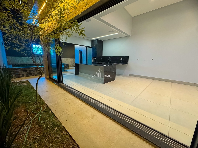 Casa Subtérrea com 3 suítes plenas, incluindo uma master com banheira: 9ª foto da galeria de imagens do imóvel