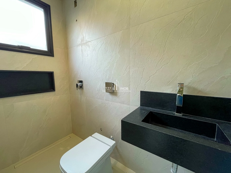 Casa Subtérrea com 3 suítes plenas, incluindo uma master com banheira: 22ª foto da galeria de imagens do imóvel