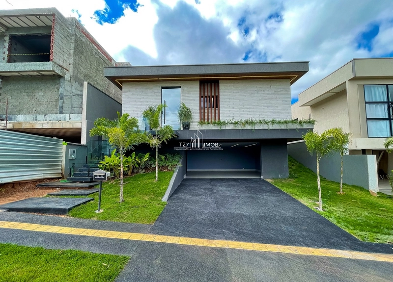 Casa Subtérrea com 3 suítes plenas, incluindo uma master com banheira: 1ª foto da galeria de imagens do imóvel