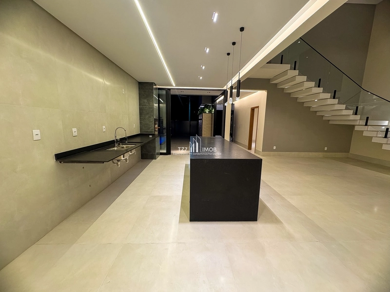 Belíssimo Sobrado com 4 suítes plenas, incluindo uma master .: 11ª foto da galeria de imagens do imóvel