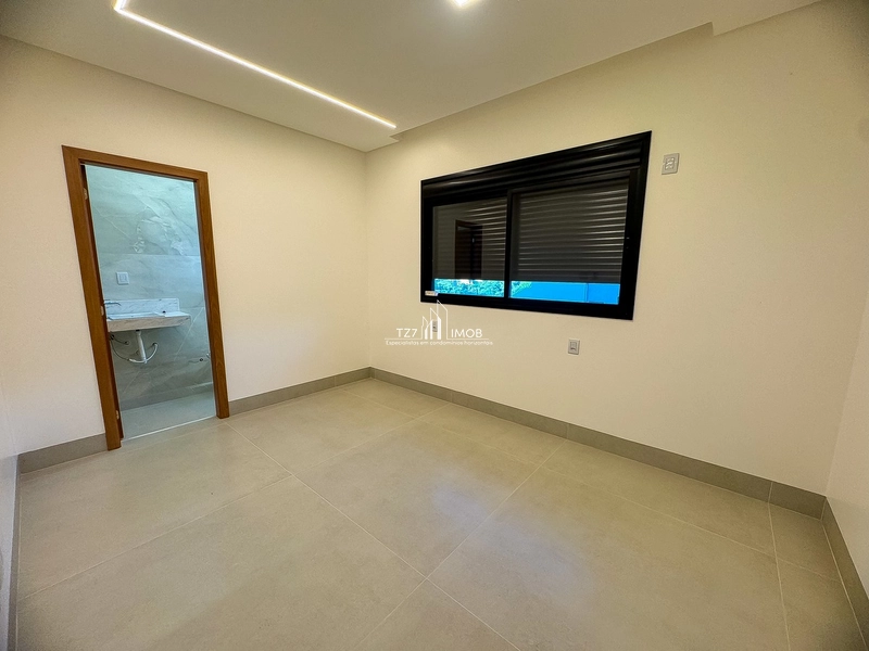 Casa Subtérrea com projeto exclusivo no Jardins Nápoles com 3 suítes.: 11ª foto da galeria de imagens do imóvel