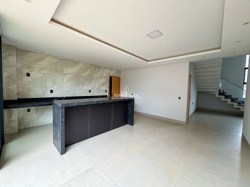 Sobrado com 4 suítes plenas, incluindo uma master: 8ª foto da galeria de imagens do imóvel