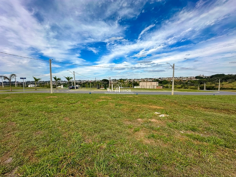 Lote Jardins Versalhes com 230,40 m² - Quitado R$ 300.000,00: 4ª foto da galeria de imagens do imóvel