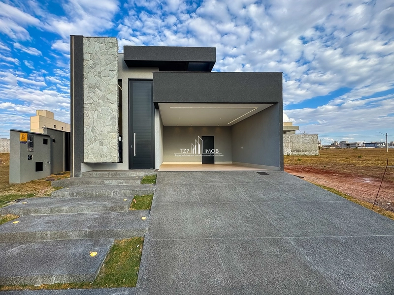Casa Térrea com 3 suítes plenas no Jardins Parma.: 1ª foto da galeria de imagens do imóvel