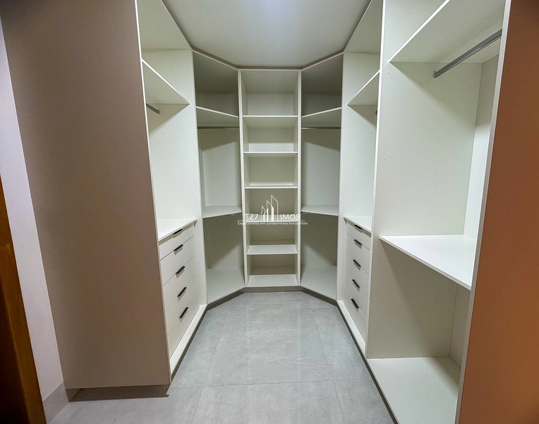 Sobrado com 4 suítes plenas, incluindo uma suíte master .: 26ª foto da galeria de imagens do imóvel