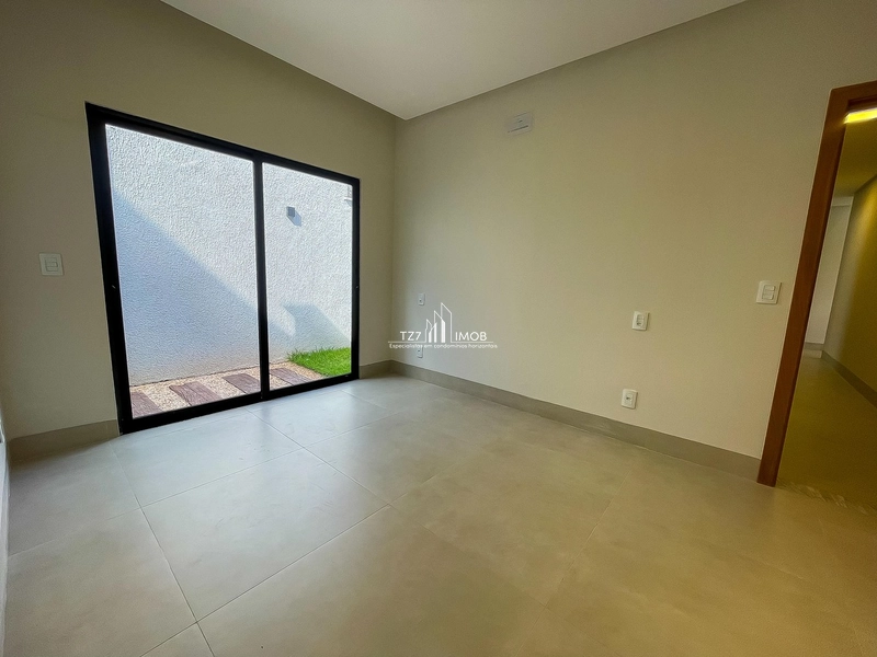 Casa Térrea com 3 suítes sendo a master no Jardins Nápoles.: 17ª foto da galeria de imagens do imóvel