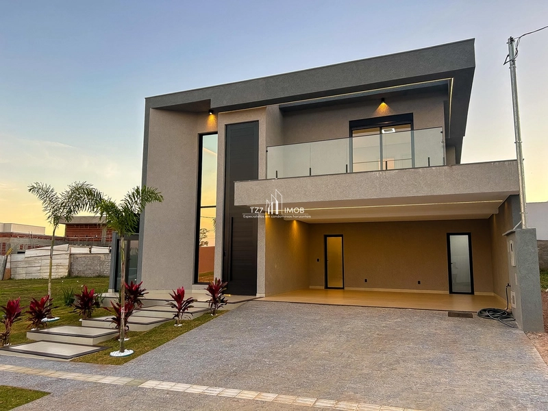 Elegância Atemporal em um Sobrado Único com 4 Suítes Plenas.: 2ª foto da galeria de imagens do imóvel