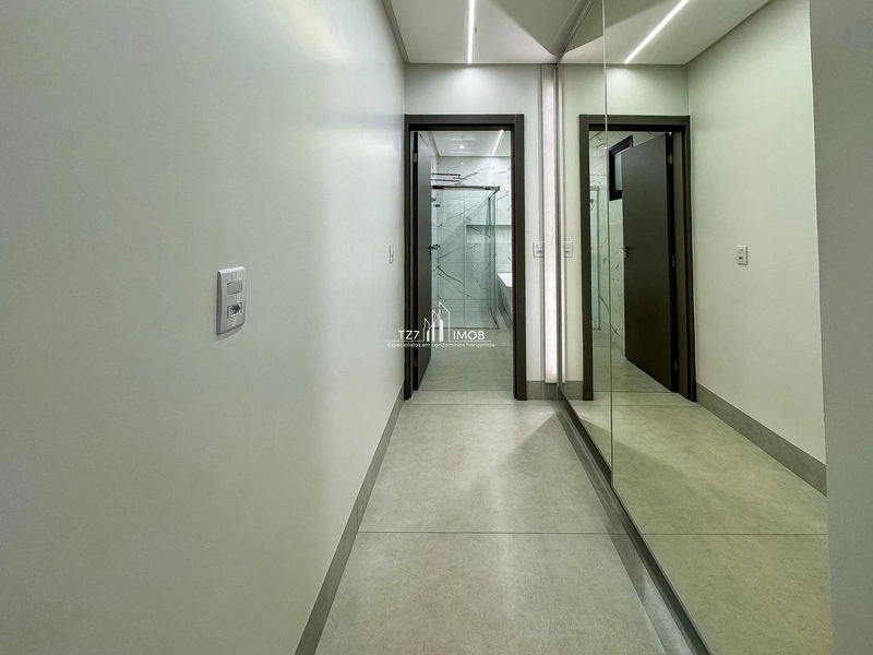 Belíssimo Sobrado com 4 Suites Plenas, Completa em Armários.: 28ª foto da galeria de imagens do imóvel
