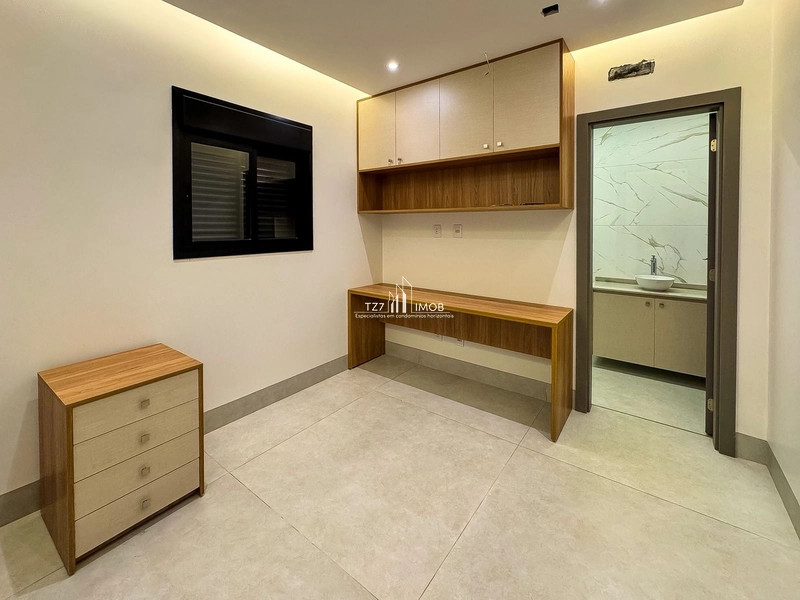 Belíssimo Sobrado com 4 Suites Plenas, Completa em Armários.: 20ª foto da galeria de imagens do imóvel