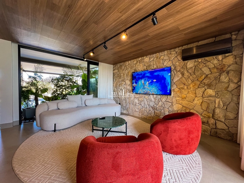 SOBRADO – JARDINS CAPRI,Sobrado com 4 suítes + escritório.: 5ª foto da galeria de imagens do imóvel