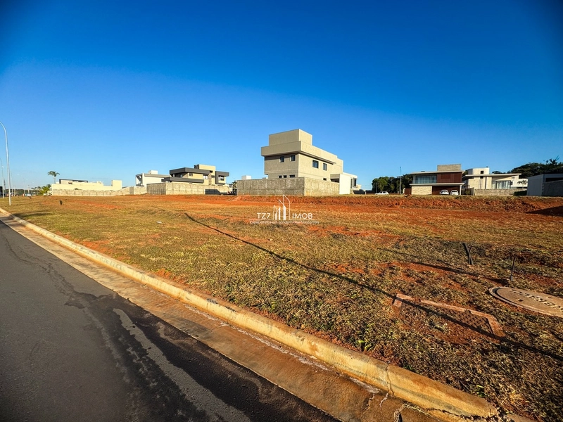 Ágio em oportunidade no Jardins França, lote com 409,46 m² sem vizinho: 3ª foto da galeria de imagens do imóvel