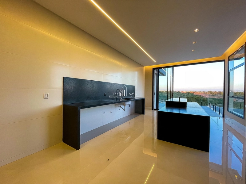 Casa Subtérrea Moderna com Vista Privilegiada para Área Verde.: 9ª foto da galeria de imagens do imóvel