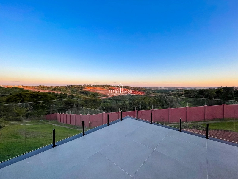Casa Subtérrea Moderna com Vista Privilegiada para Área Verde.: 12ª foto da galeria de imagens do imóvel