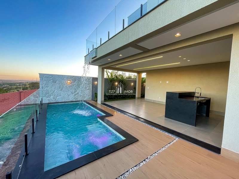 Casa Subtérrea Moderna com Vista Privilegiada para Área Verde.: 19ª foto da galeria de imagens do imóvel