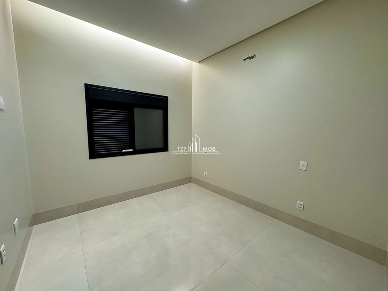 Casa Subtérrea Moderna com Vista Privilegiada para Área Verde.: 27ª foto da galeria de imagens do imóvel