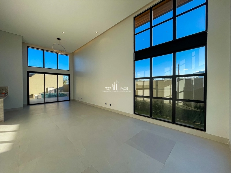 Belíssima Casa Térrea com 3 suítes plenas, localizada em lote de 400m²: 5ª foto da galeria de imagens do imóvel