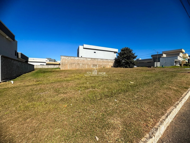 Lote Jardim Veneza - Lote com 360,00m² - Sem vizinho de frente.: 2ª foto da galeria de imagens do imóvel