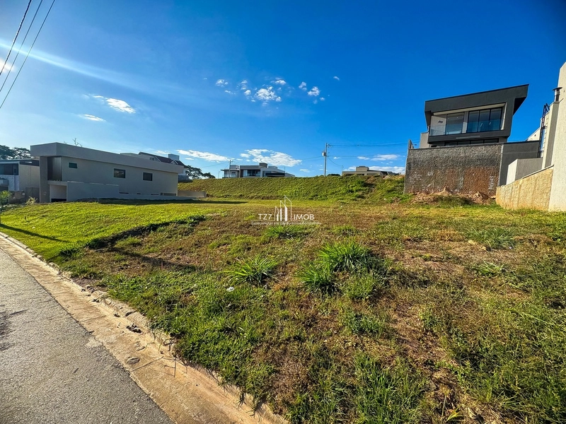 Lote Jardins Capri com 325,67 m² - Quitado R$ 325.000,00: 3ª foto da galeria de imagens do imóvel