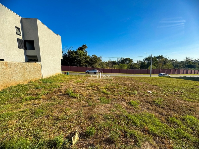 Lote Jardins Capri com 325,67 m² - Quitado R$ 325.000,00: 4ª foto da galeria de imagens do imóvel
