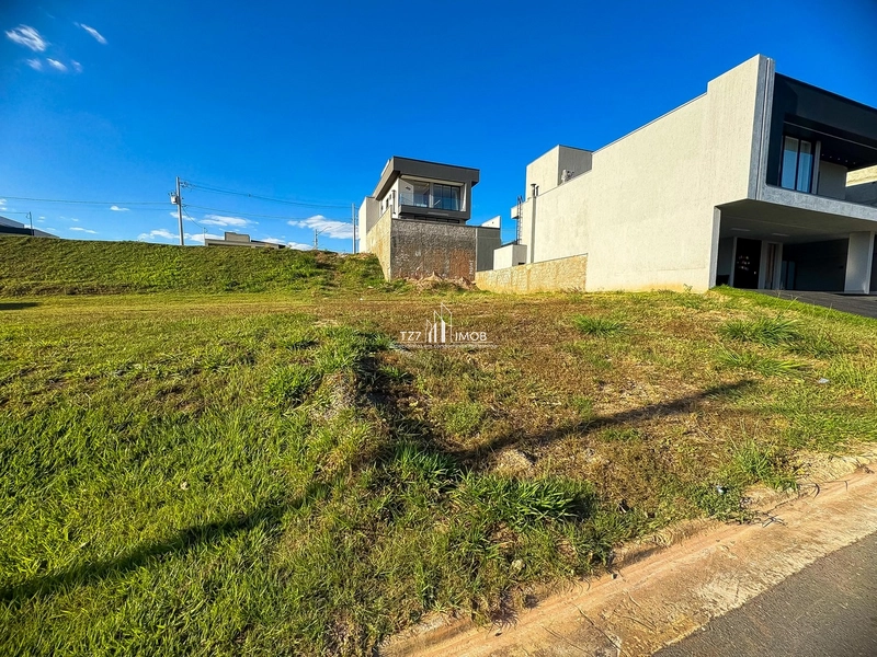 Lote Jardins Capri com 325,67 m² - Quitado R$ 325.000,00: 2ª foto da galeria de imagens do imóvel