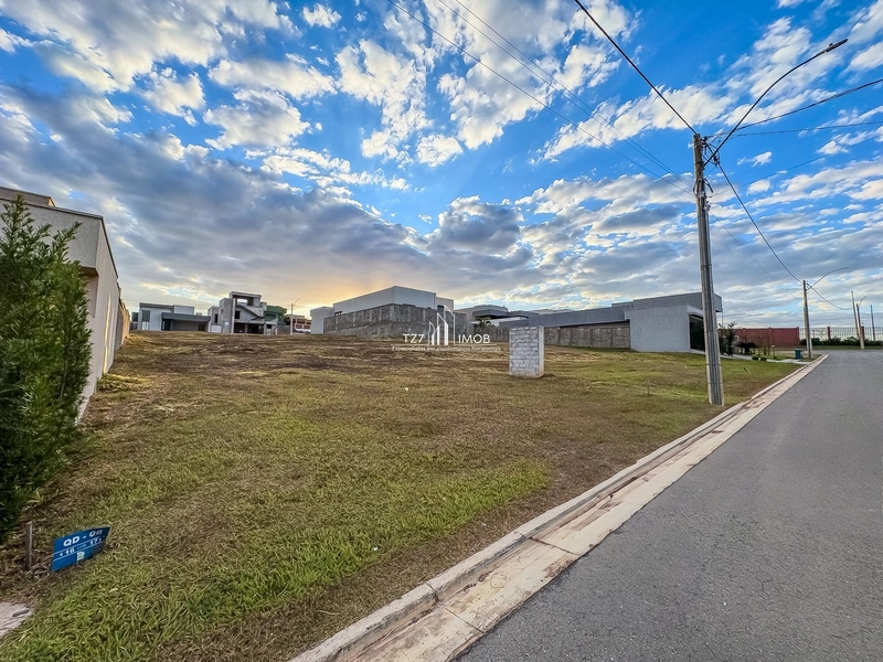 Lote Plano e Quitado no Jardins Nápoles com 360,00 m² -: 3ª foto da galeria de imagens do imóvel