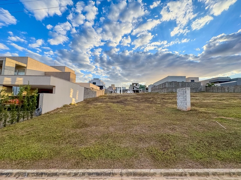 Lote Plano e Quitado no Jardins Nápoles com 360,00 m² -: 1ª foto da galeria de imagens do imóvel