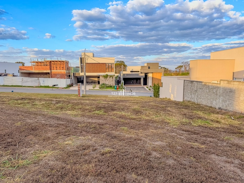 Lote Plano e Quitado no Jardins Nápoles com 360,00 m² -: 4ª foto da galeria de imagens do imóvel