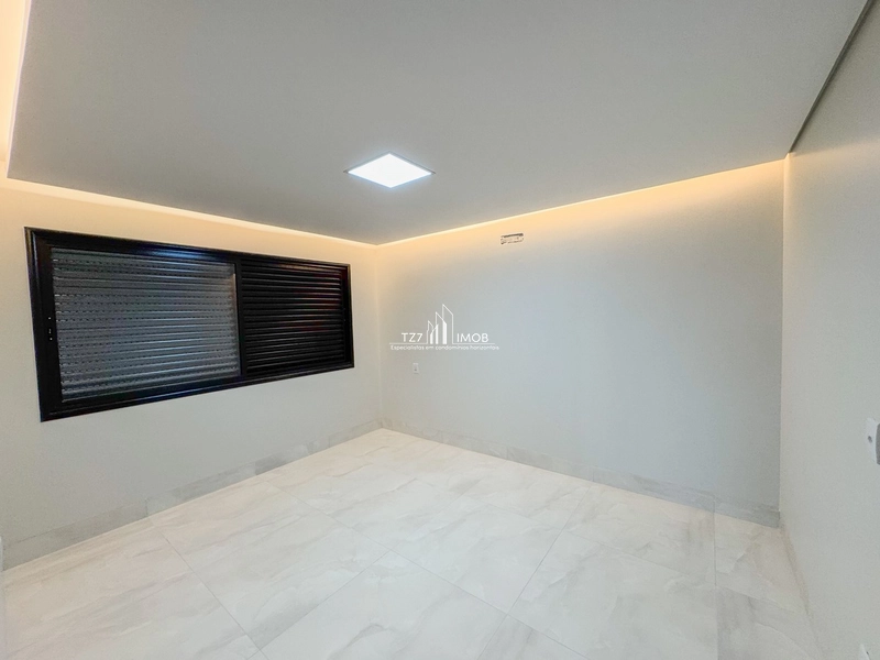 Sobrado com 4 Quartos, sauna molhada integrada com a piscina.: 24ª foto da galeria de imagens do imóvel
