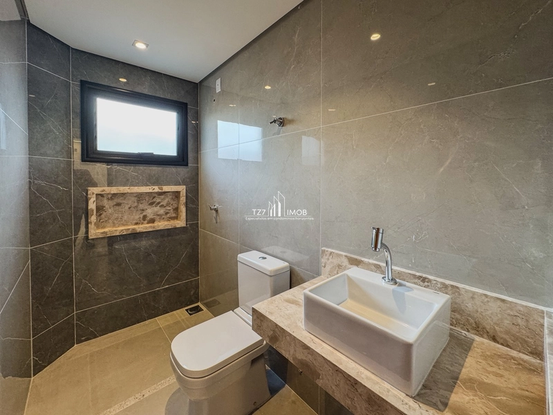 Sobrado com 4 Quartos, sauna molhada integrada com a piscina.: 21ª foto da galeria de imagens do imóvel